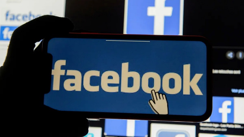 peran facebook, peran facebook sebagai media komunikasi bisnis online, peran halaman facebook, skripsi peran facebook sebagai media komunikasi bisnis online, peran media sosial facebook, peran facebook, peranan facebook dalam pengembangan produk multimedia, jelaskan peranan facebook dalam kehidupan manusia saat ini, peran halaman di facebook, cara mengubah peran halaman facebook